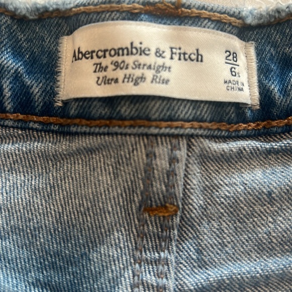 Abercrombie & Fitch Jeans - Picture 2 of 3